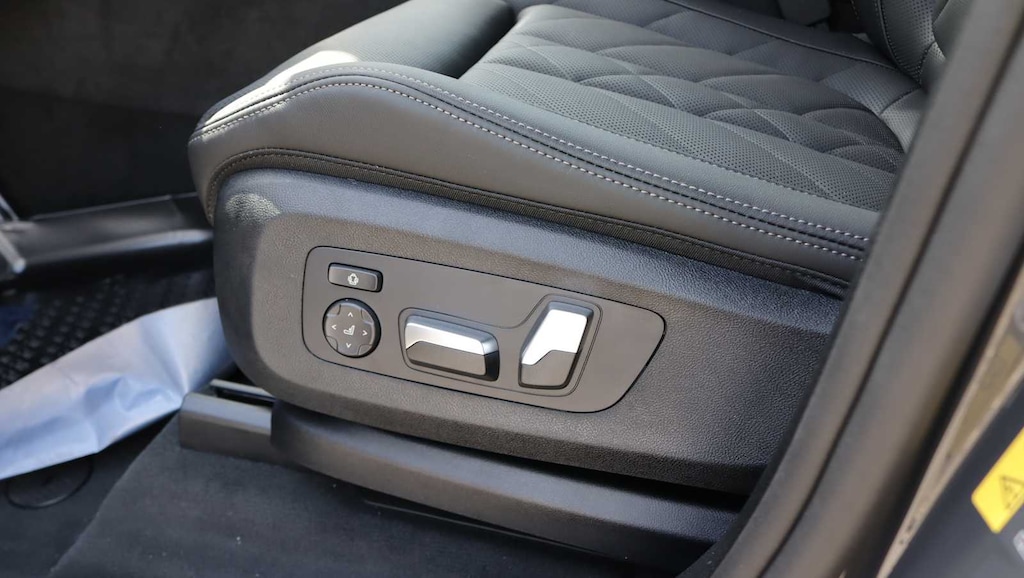 New 2026 BMW X5 PHEV xDrive50e SUV
