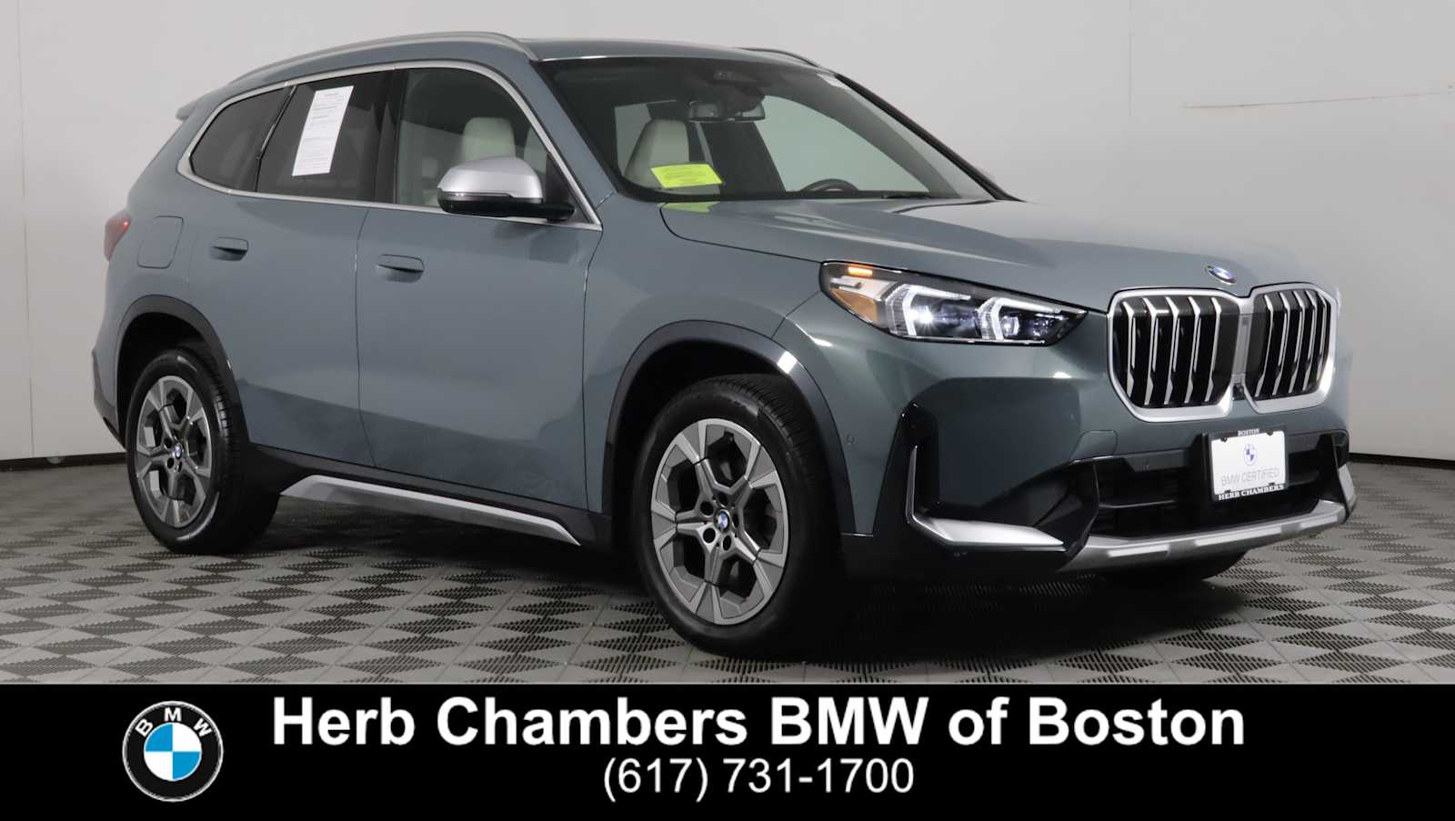 2024 BMW X1 28i