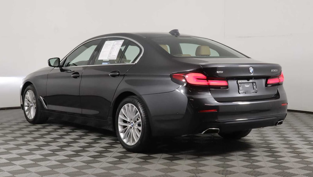 Certified 2023 BMW 530i xDrive Sedan