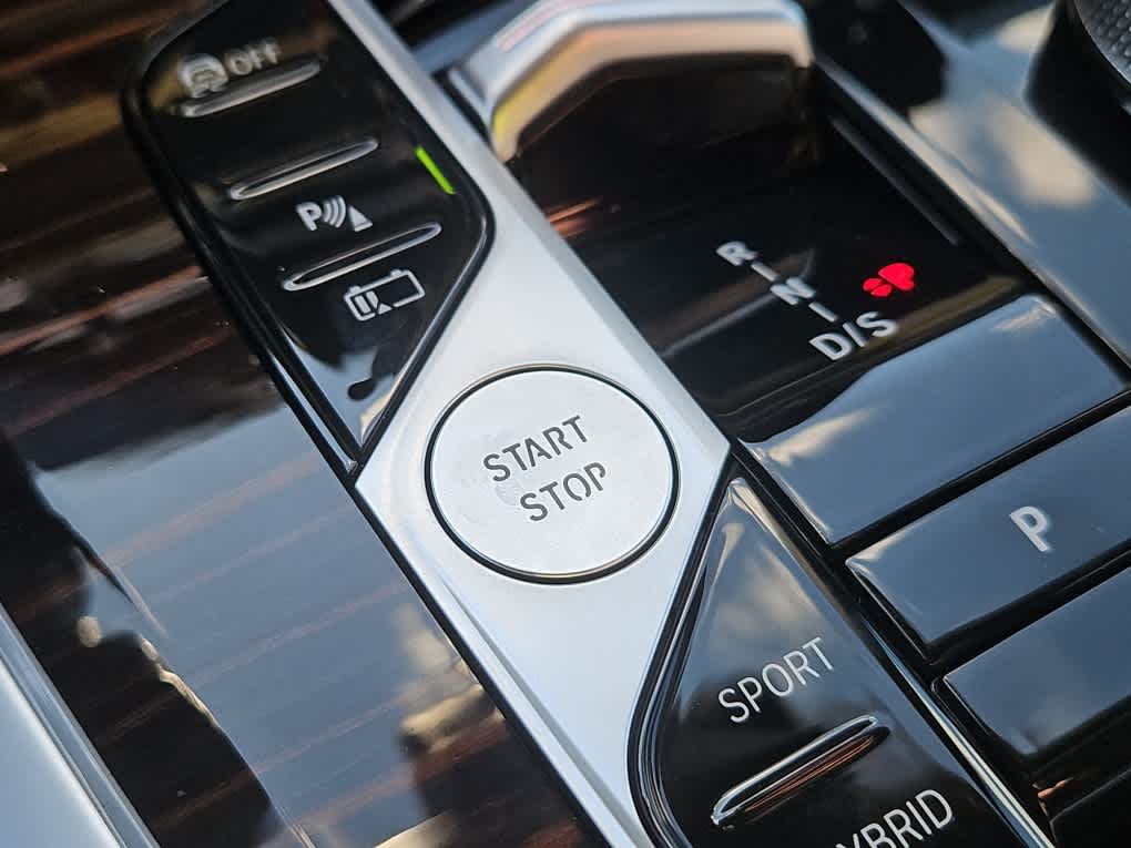 2026 BMW X5 50e - Photo 15