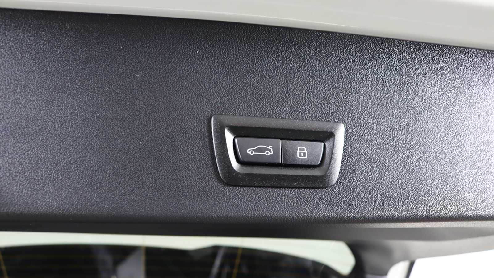 2026 BMW X3 30 - Photo 9