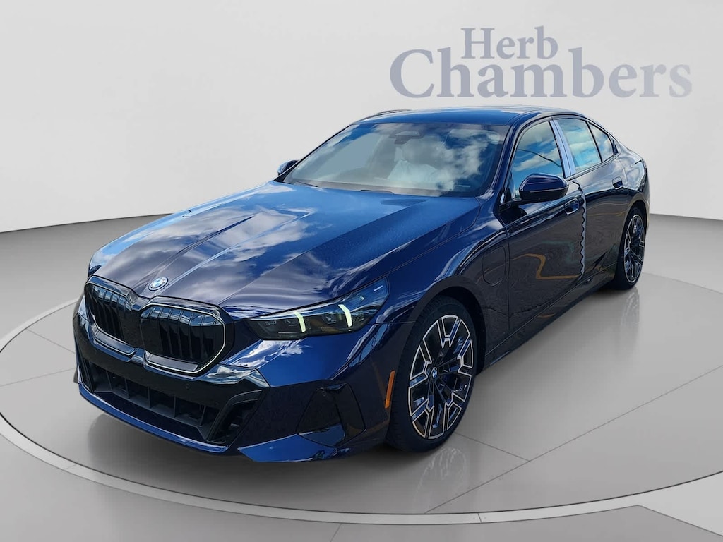 New 2027 BMW 550e xDrive Sedan