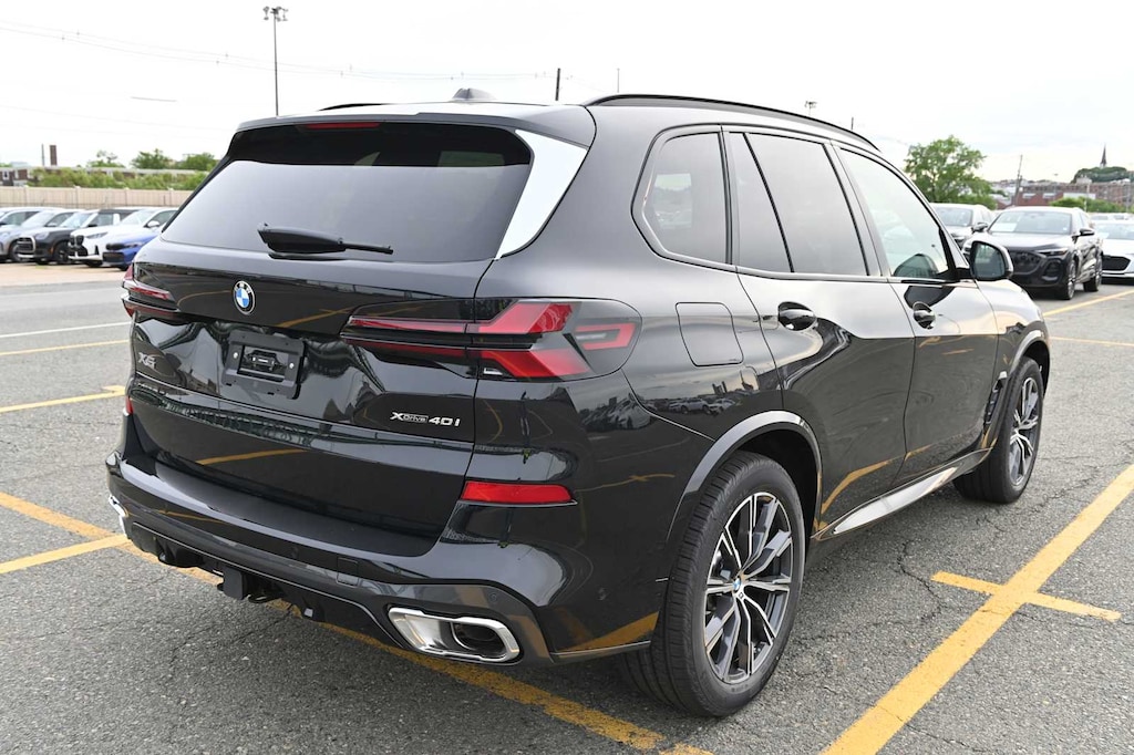 New 2026 BMW X5 xDrive40i SUV