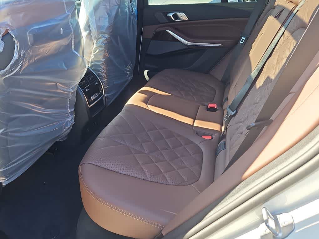2026 BMW X5 50e - Photo 18