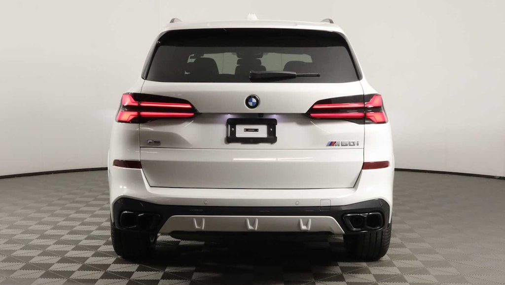 New 2026 BMW X5 M60i SUV