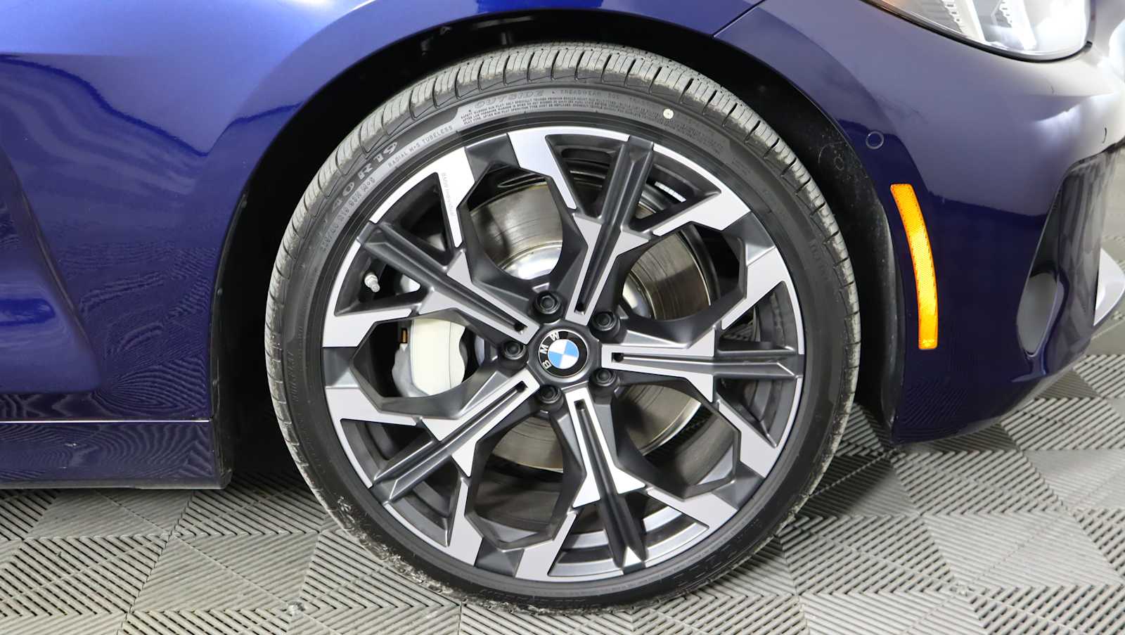 2026 BMW 4 Series 430i - Photo 4