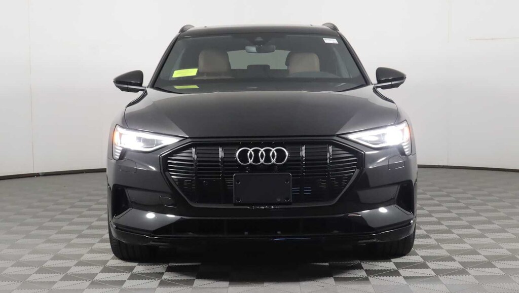 Used 2022 Audi e-tron Premium Plus SUV