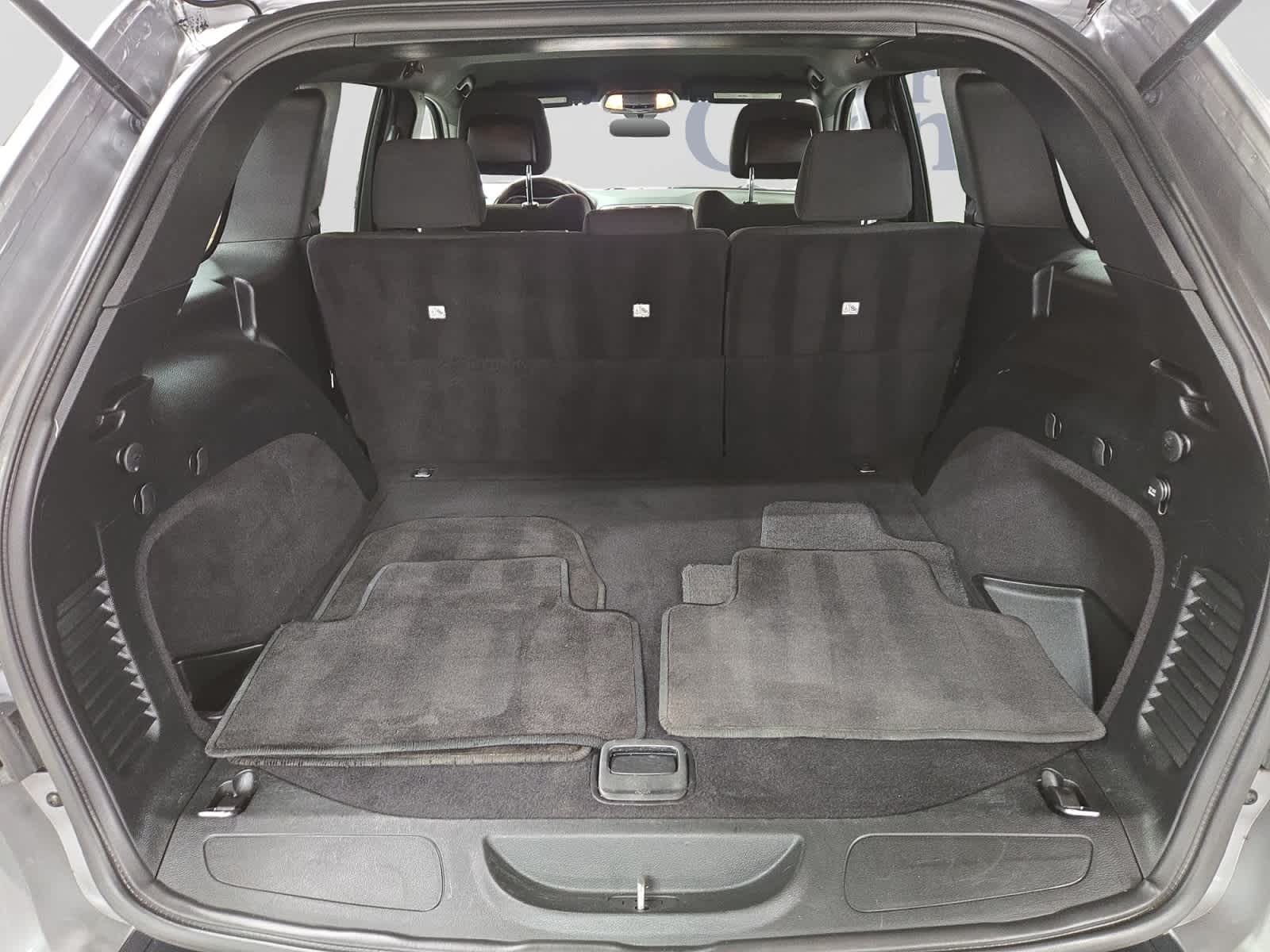 Used 2018 Jeep Grand Cherokee Laredo 4x4 SUV