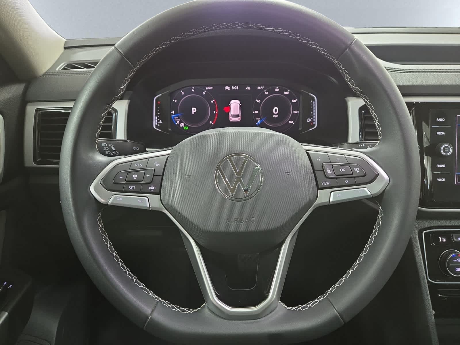 2023 Volkswagen Atlas SE w/Tech - Photo 18