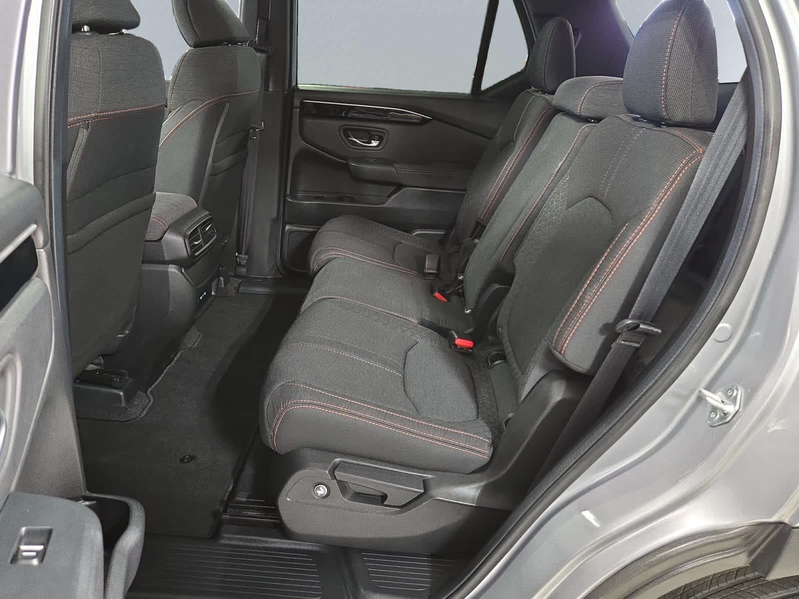 2025 Honda Pilot Sport - Photo 19