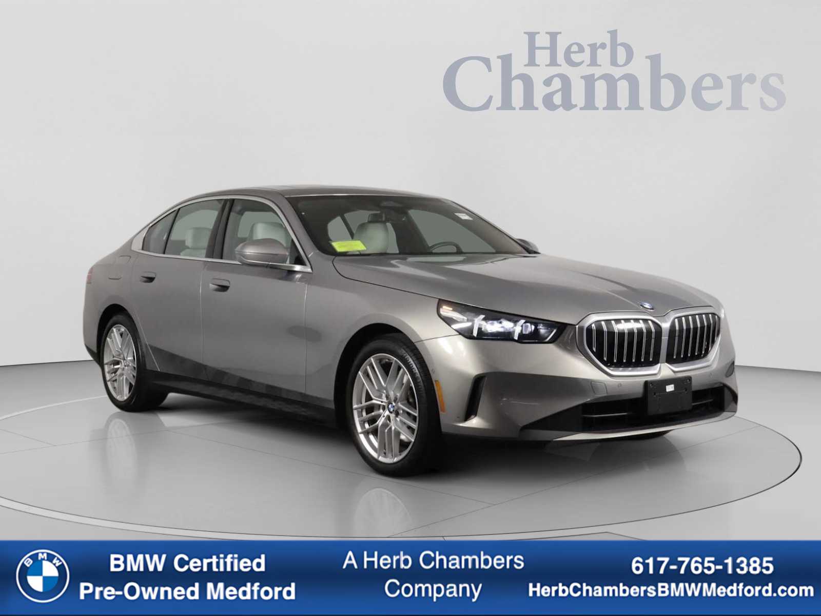 2024 BMW 5 Series 530i