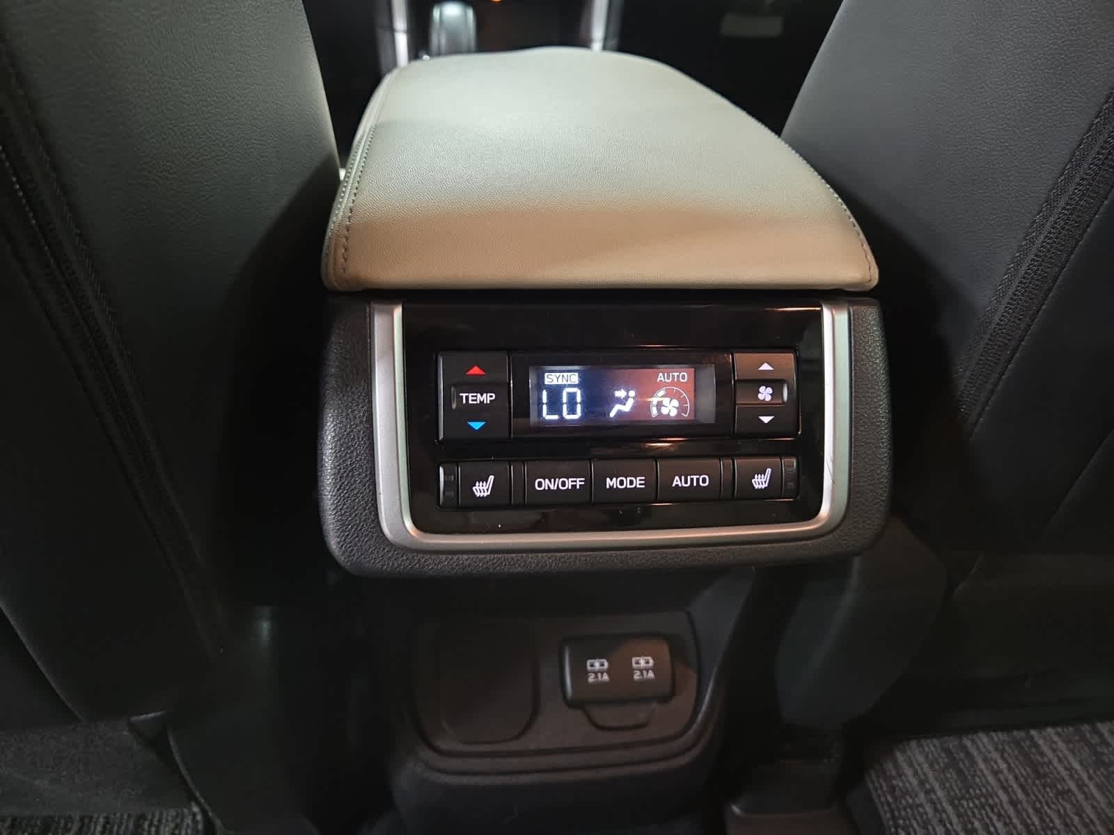 2019 Subaru Ascent Limited - Photo 33