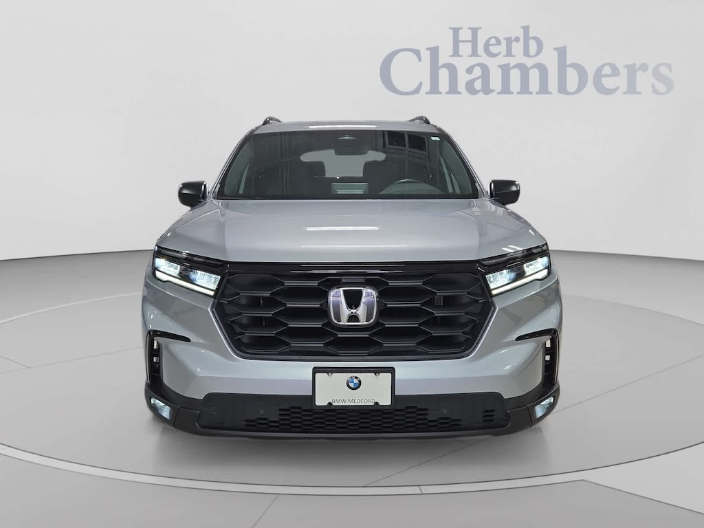 Used 2025 Honda Pilot Sport SUV
