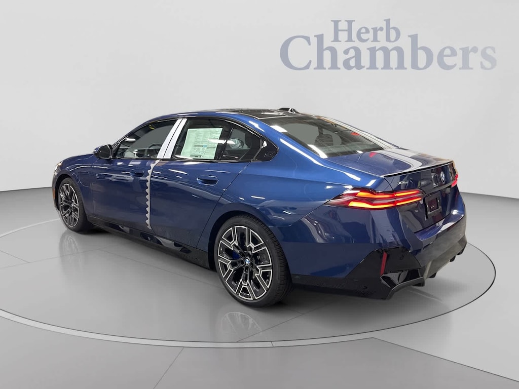 New 2027 BMW 550e 550e xDrive Sedan