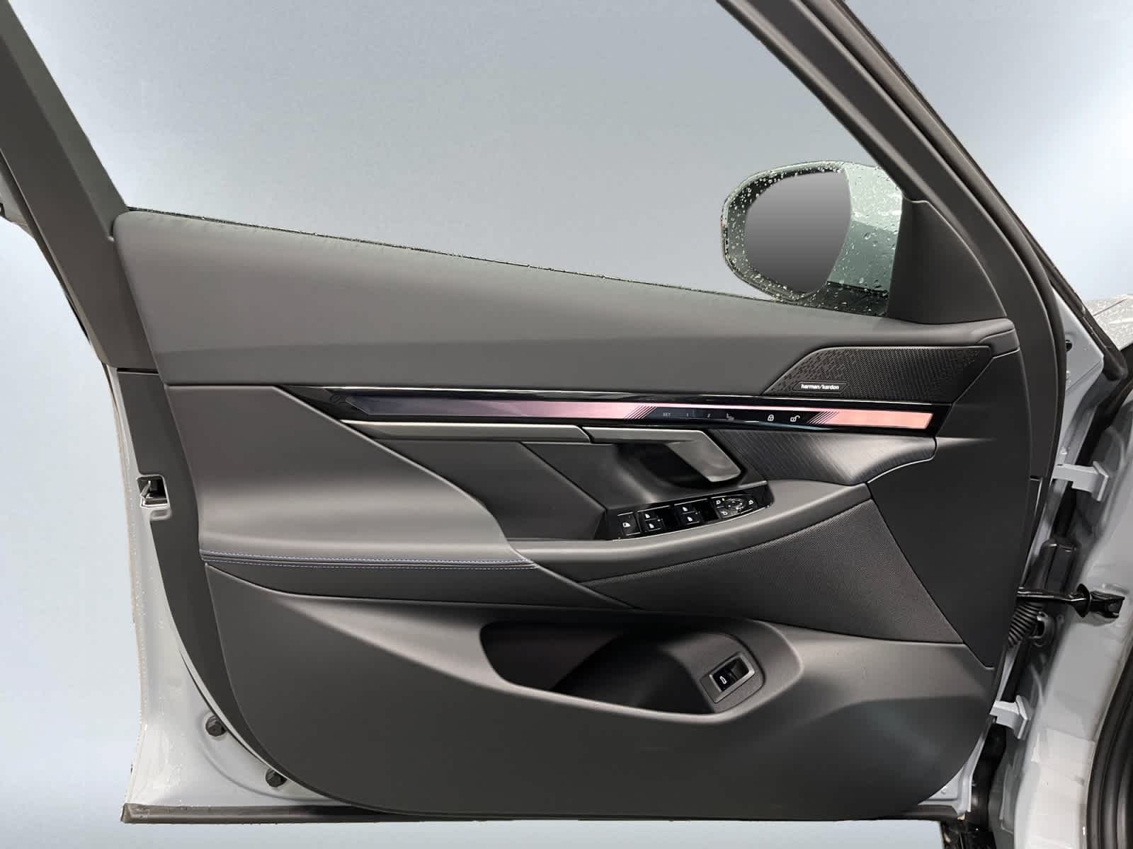 2027 BMW 5 Series 530i - Photo 11