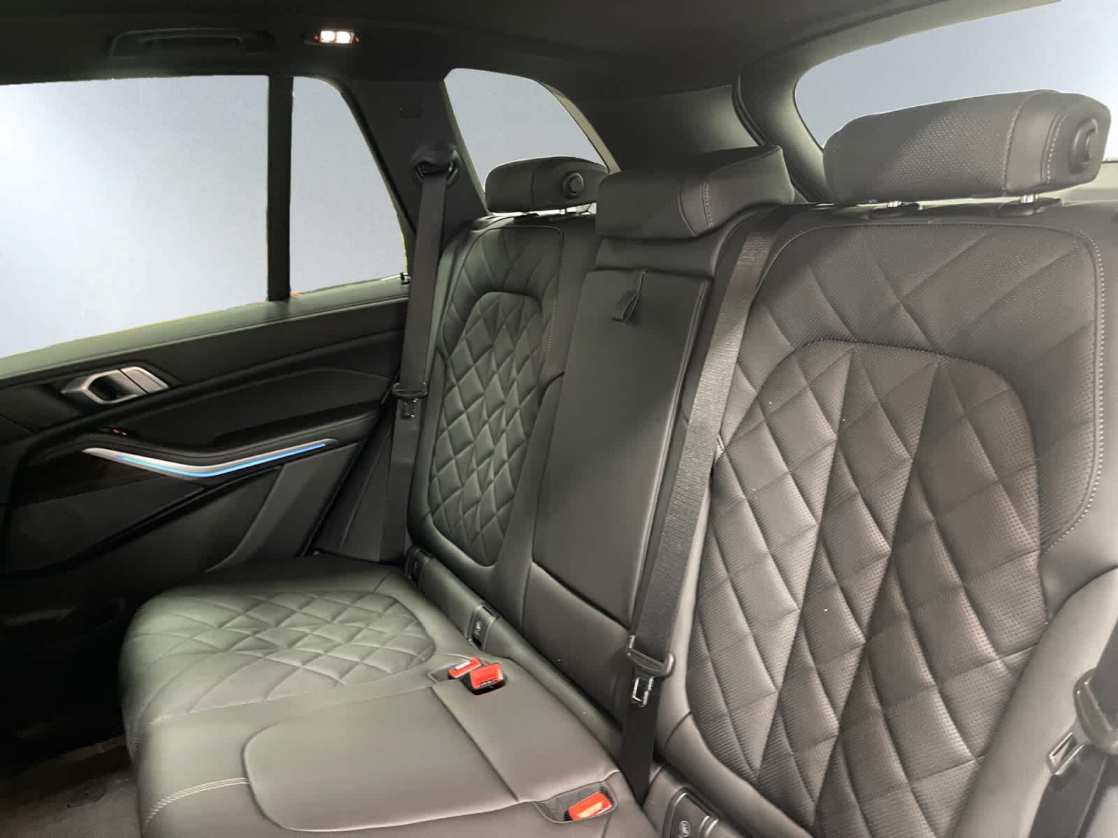 2026 BMW X5 50e - Photo 18
