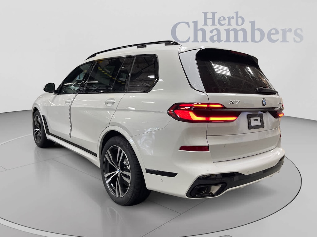 New 2027 BMW X7 xDrive40i SUV
