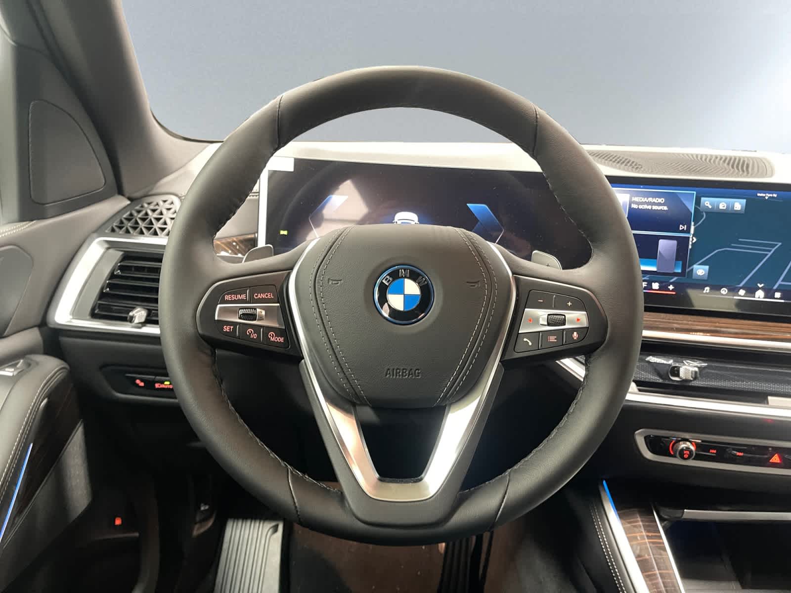2026 BMW X5 50e - Photo 17