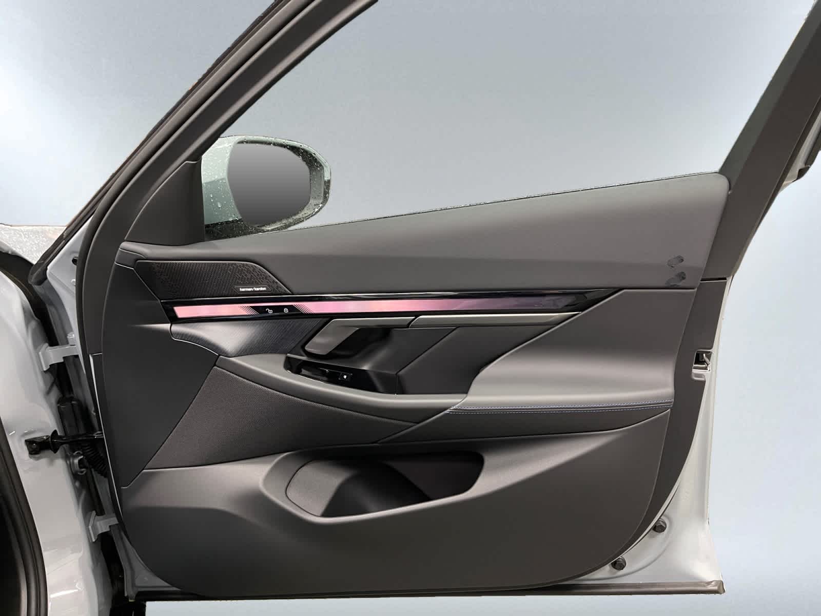 2027 BMW 5 Series 530i - Photo 15