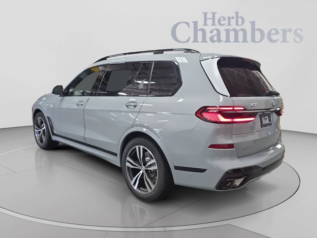 New 2027 BMW X7 xDrive40i SUV