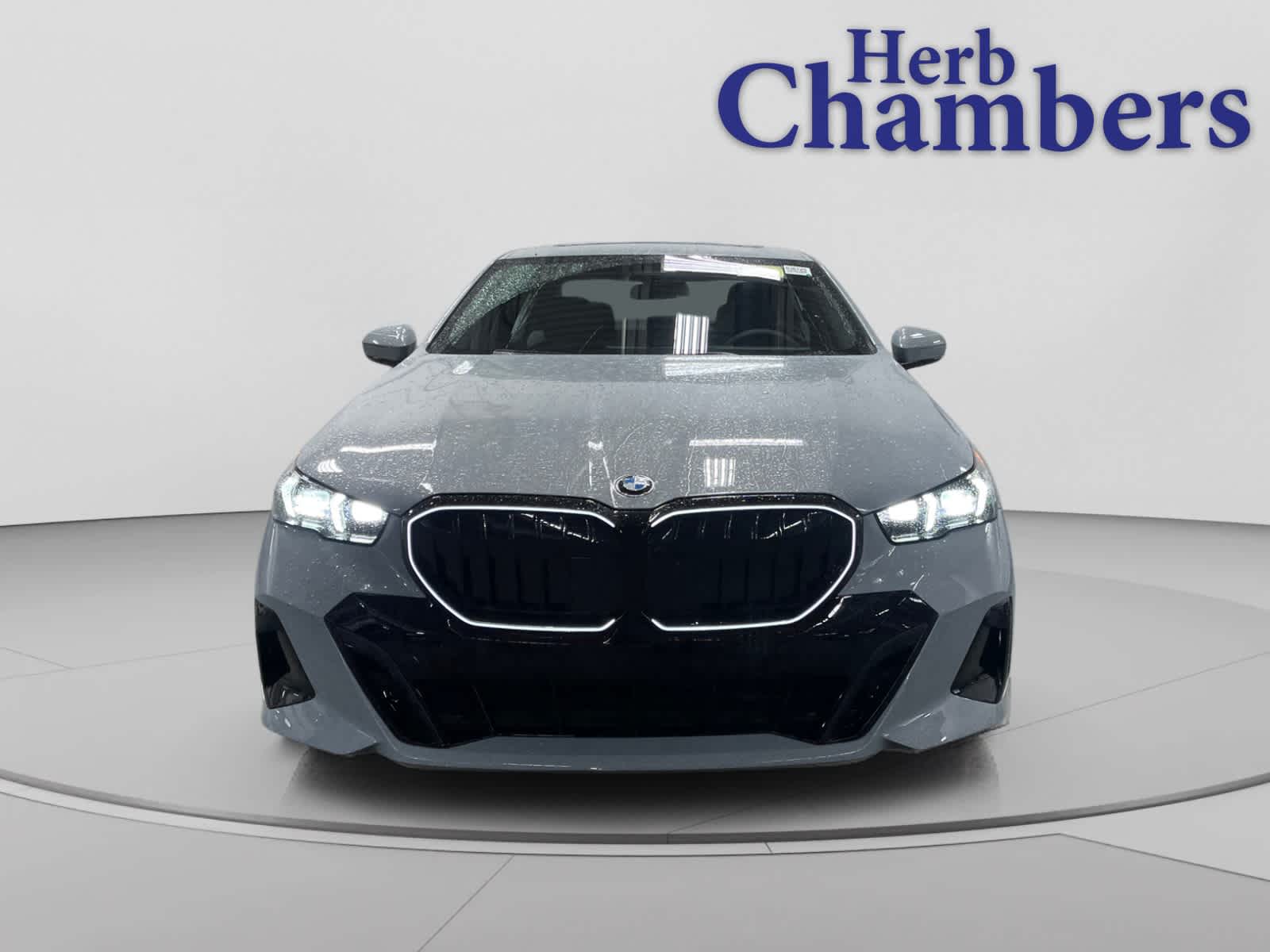 2027 BMW 5 Series 530i - Photo 2