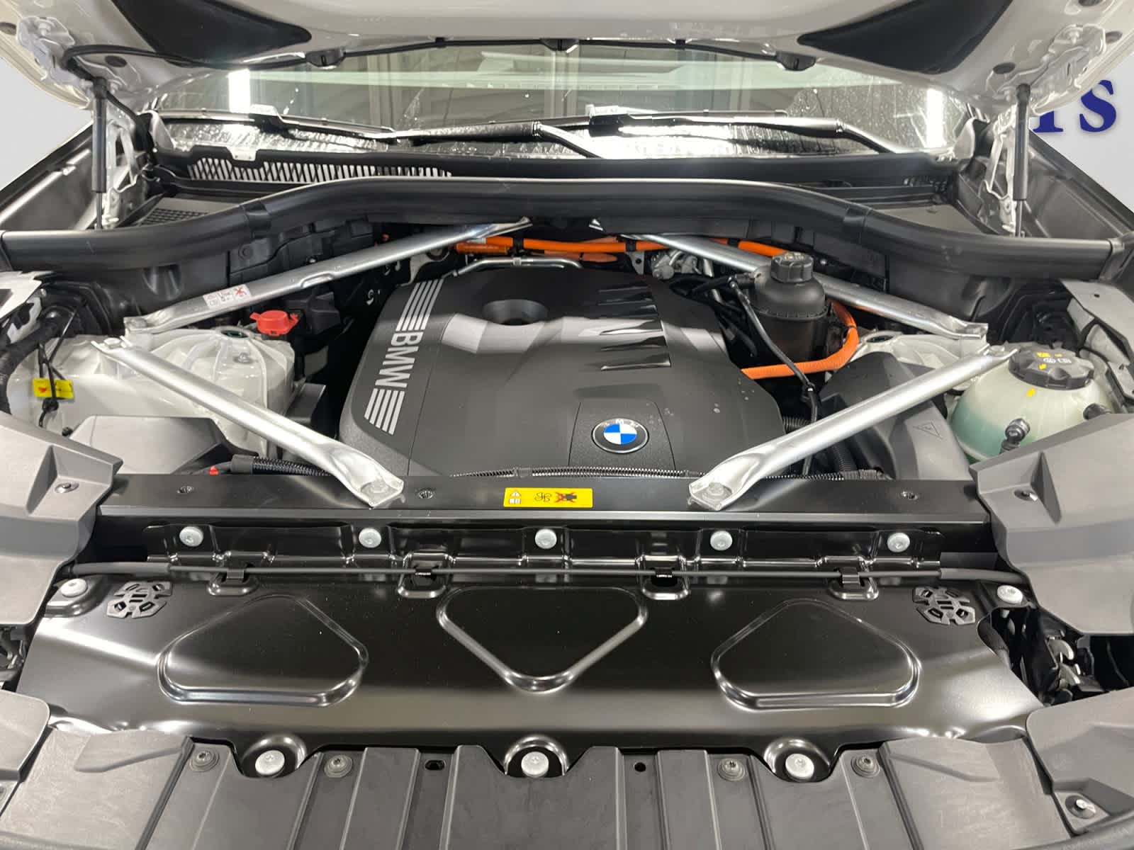 2026 BMW X5 50e - Photo 9