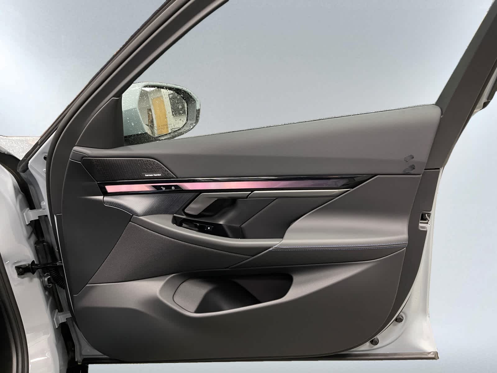 2027 BMW 5 Series 530i - Photo 15