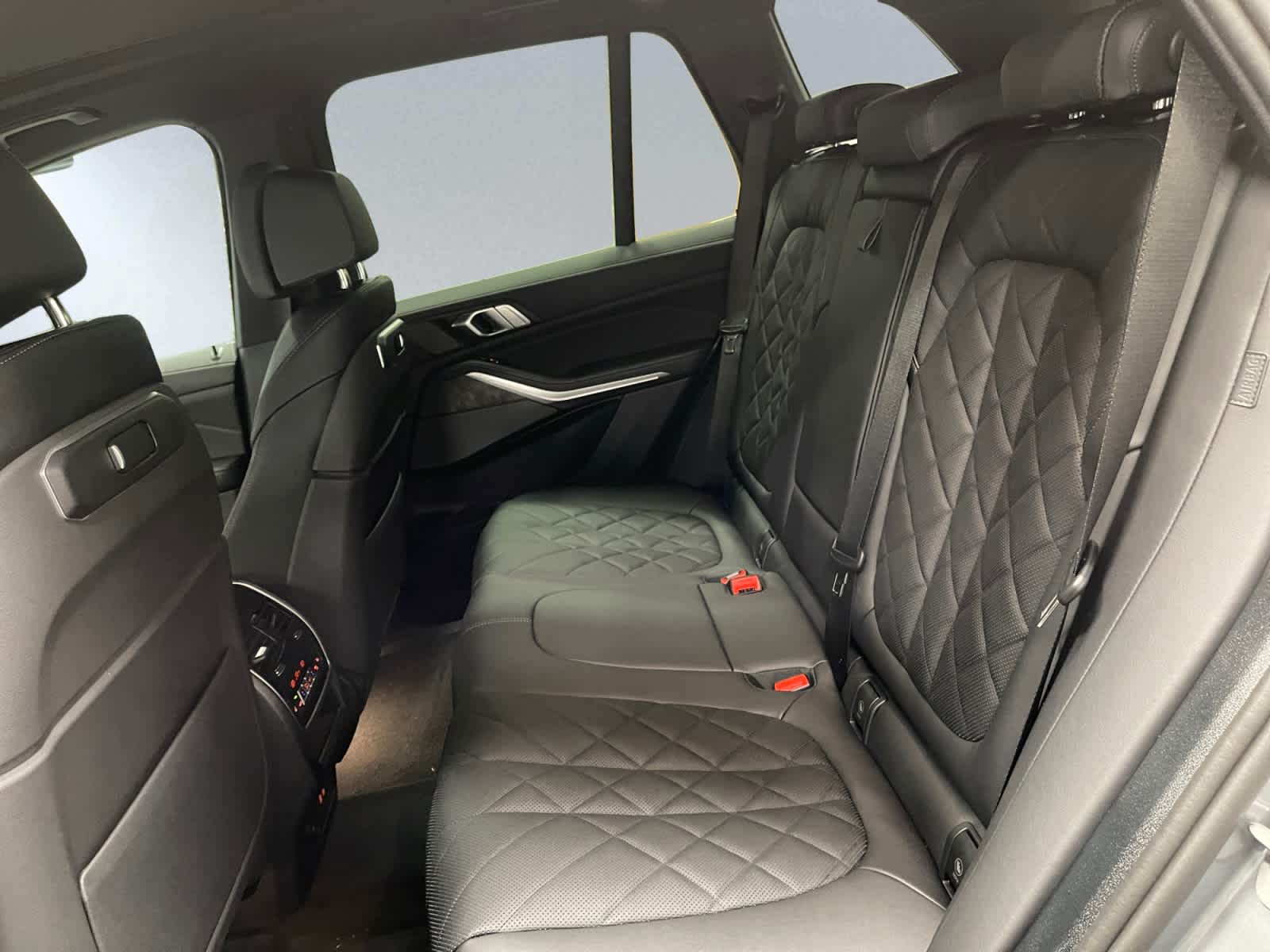 2026 BMW X5 40i - Photo 18