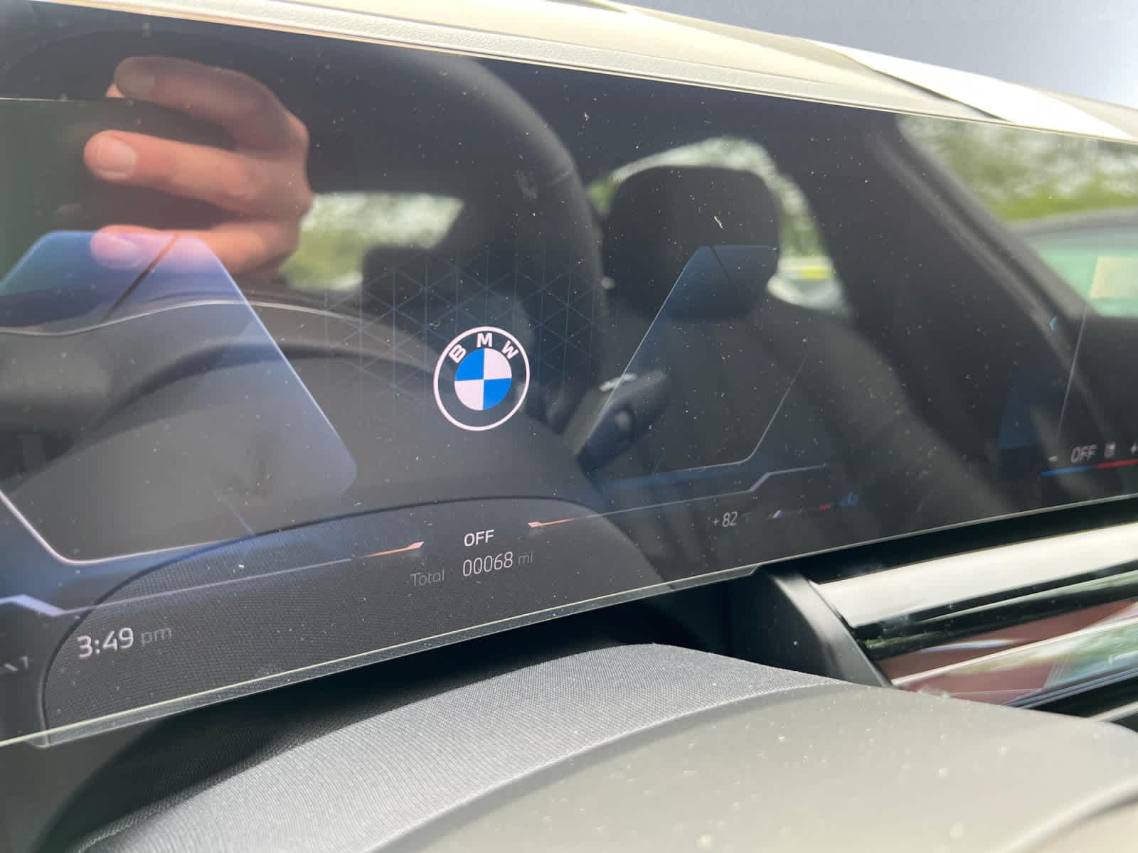 2027 BMW 5 Series 530i - Photo 8