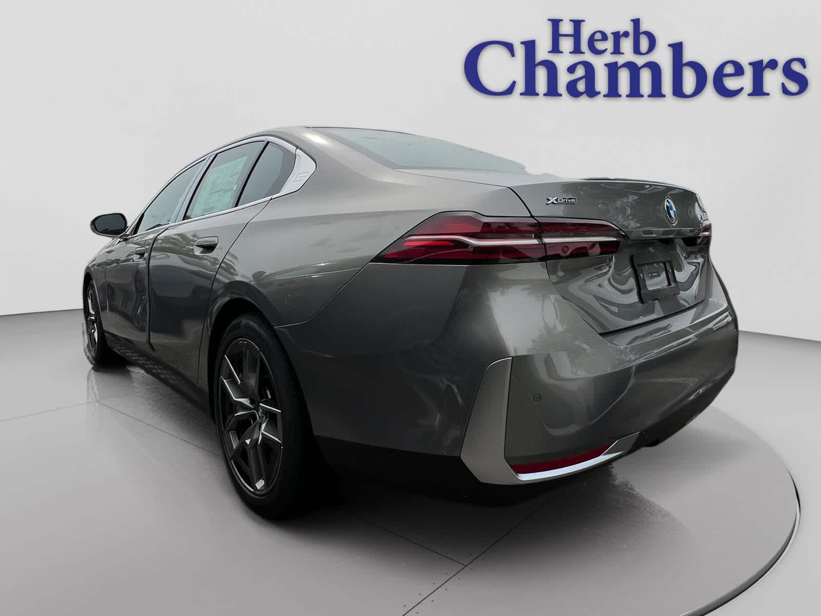 2027 BMW 5 Series 530i - Photo 3