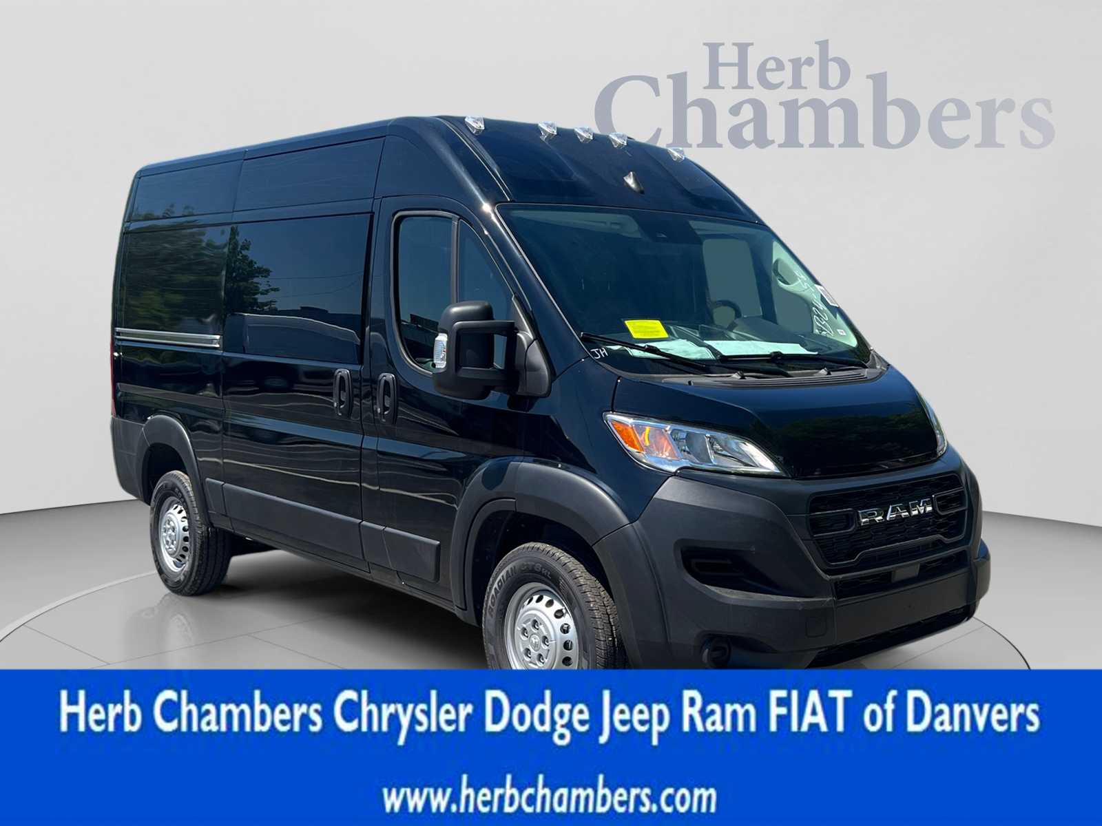 2026 RAM ProMaster Cargo Van Tradesman