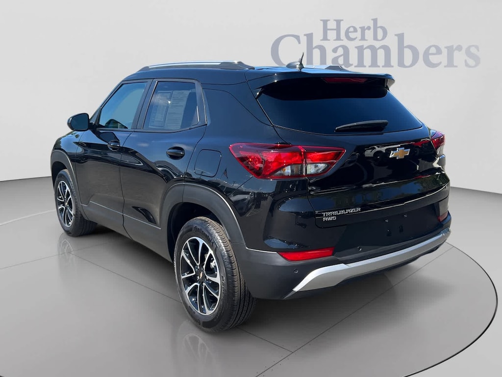 Used 2024 Chevrolet Trailblazer LT SUV