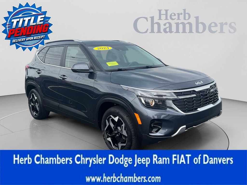 Used 2024 Kia Seltos EX SUV