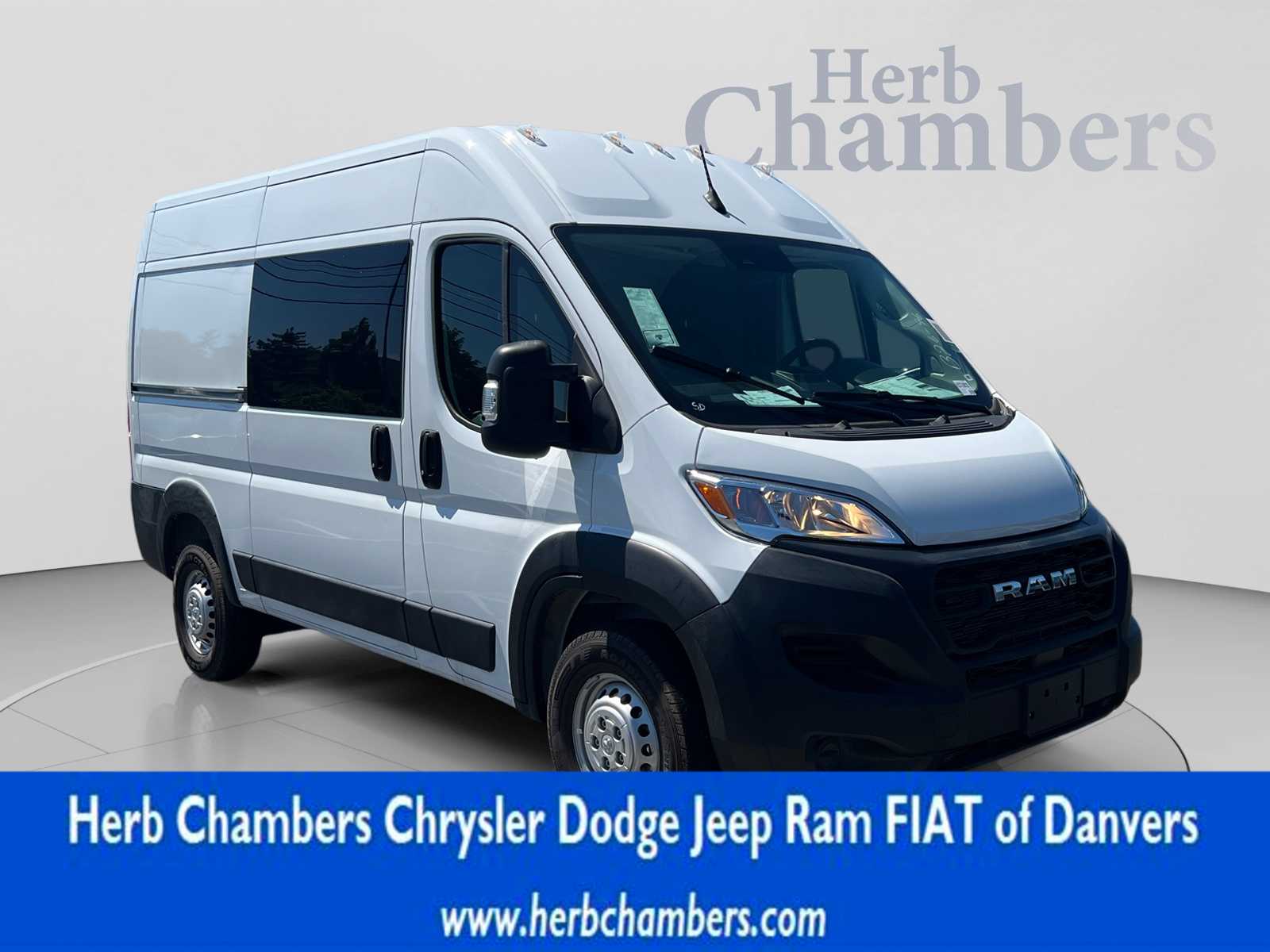 2026 RAM ProMaster Cargo Van Tradesman