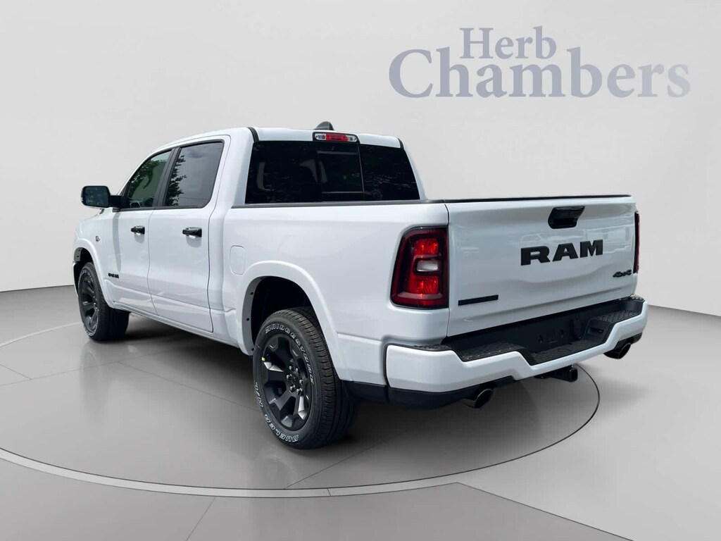 New 2026 Ram 1500 BIG HORN CREW CAB 4X4 5'7 BOX Pickup