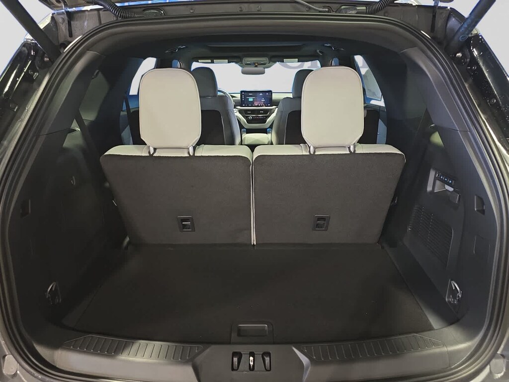 New 2027 Ford Explorer SUV