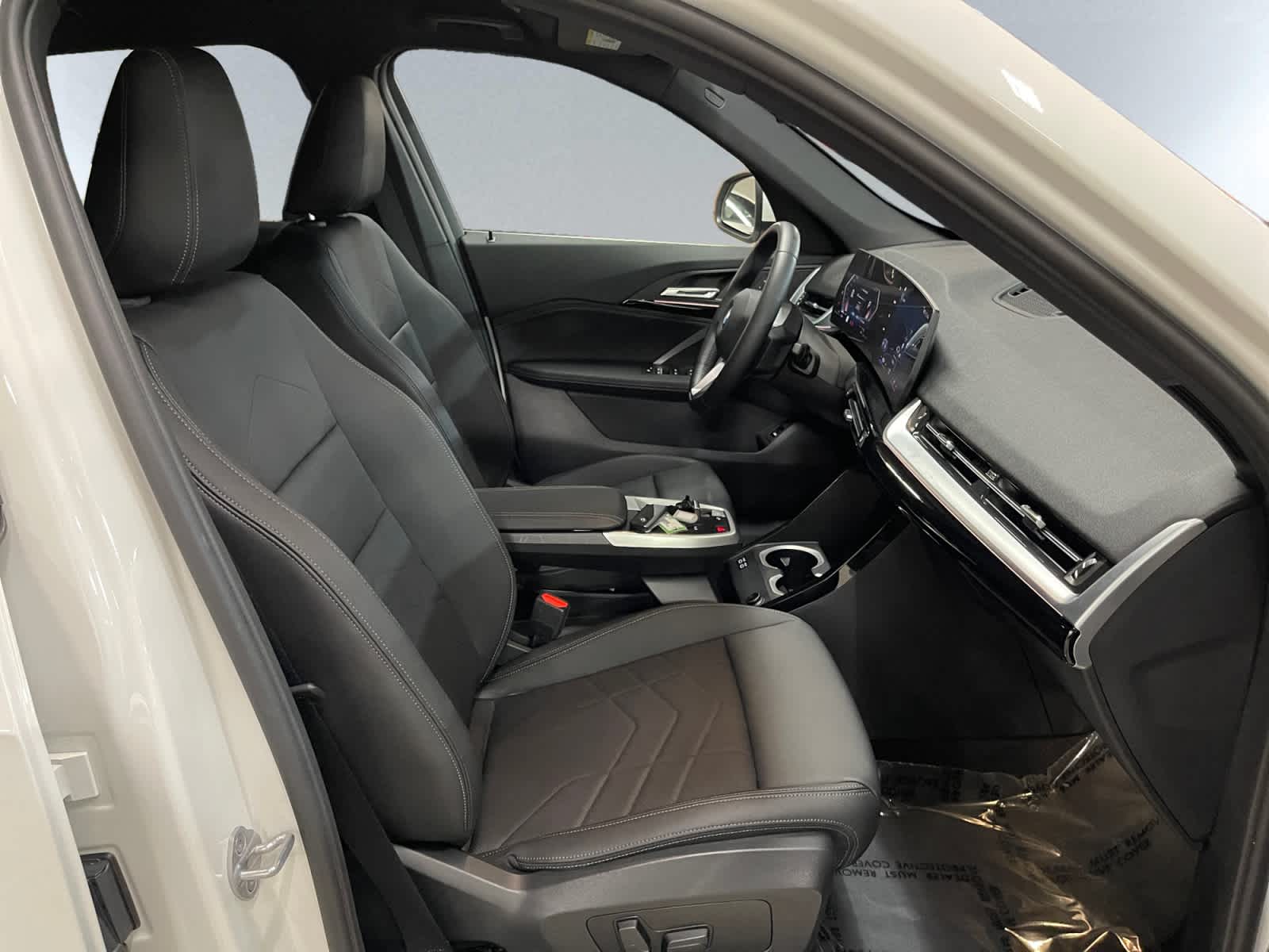 2023 BMW X1 28i - Photo 39