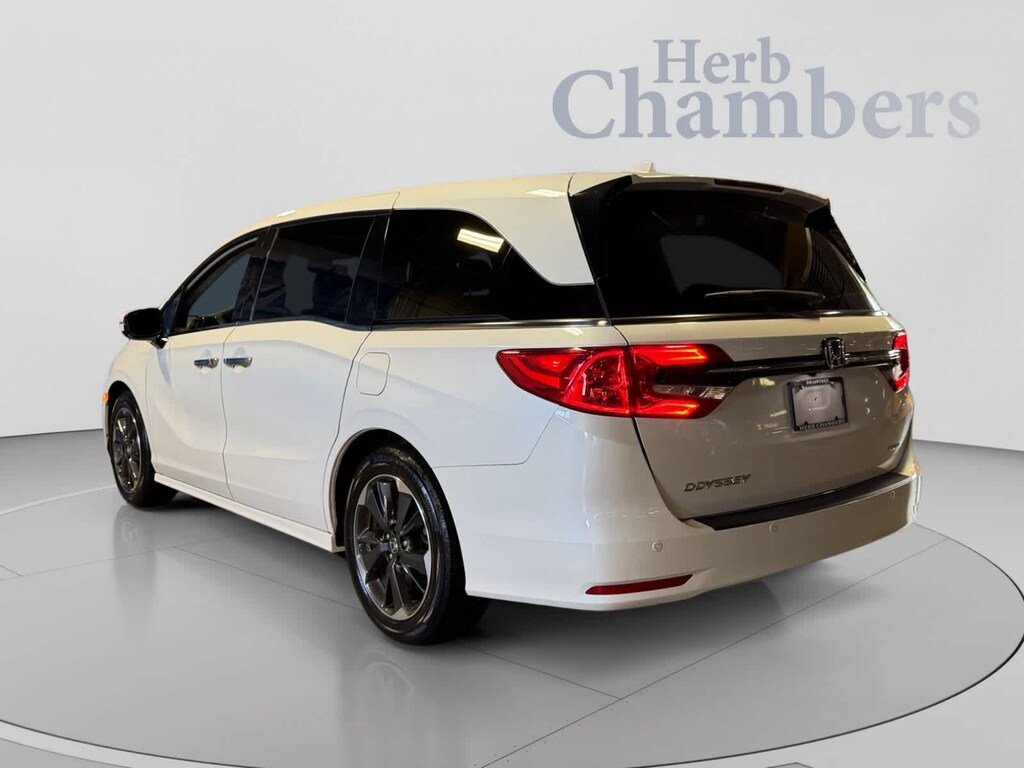 Used 2023 Honda Odyssey Elite Van