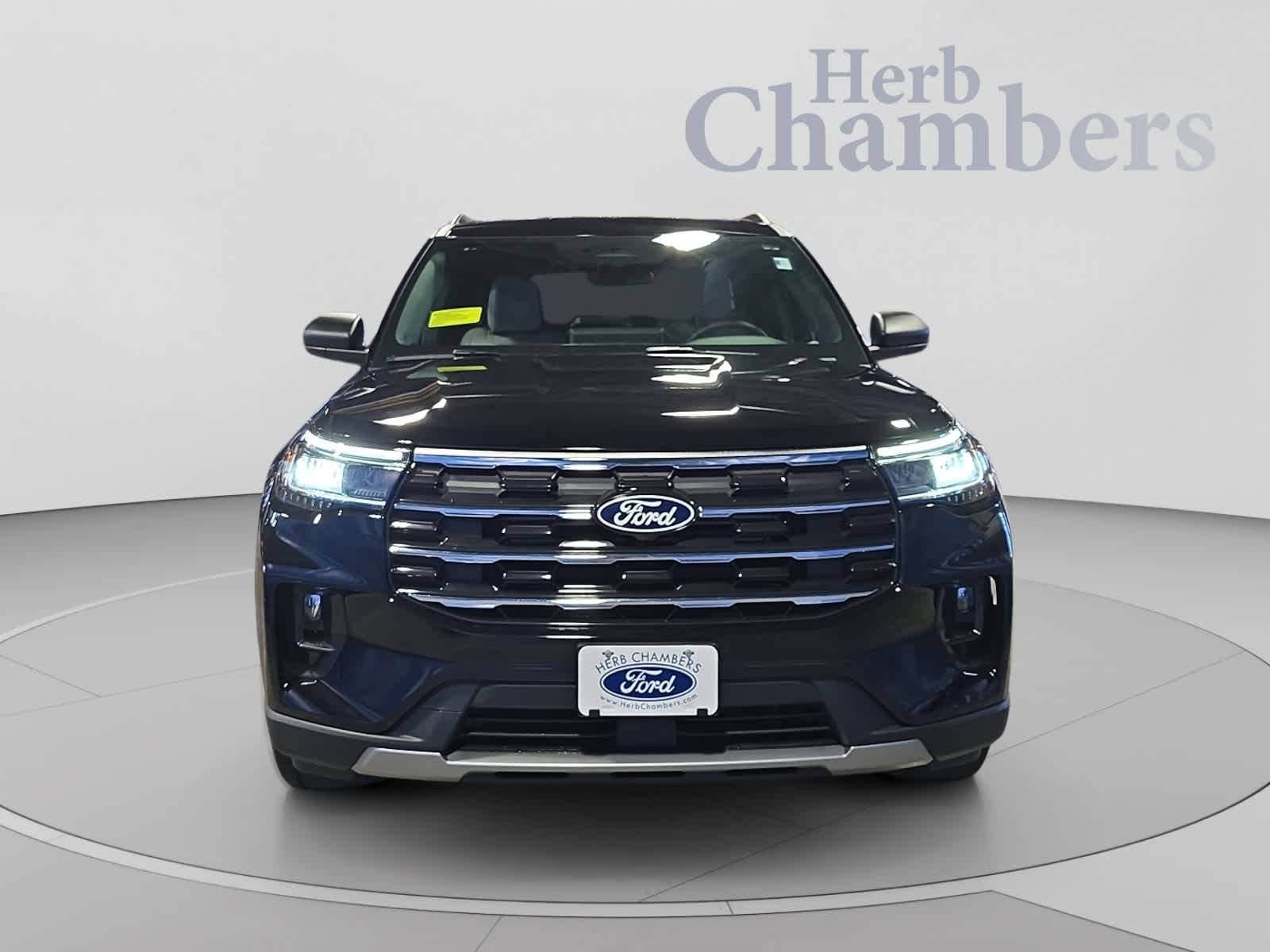 New 2027 Ford Explorer Active w/200A Pkg SUV