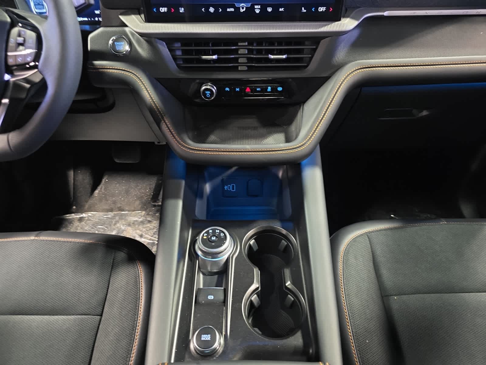 2026 Ford Explorer Tremor - Photo 15