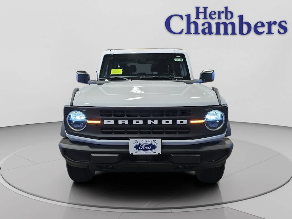 New 2025 Ford Bronco Base SUV