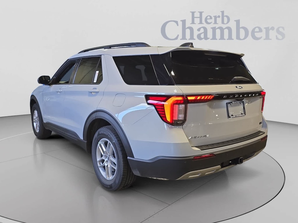 New 2027 Ford Explorer Active w/200A Pkg SUV