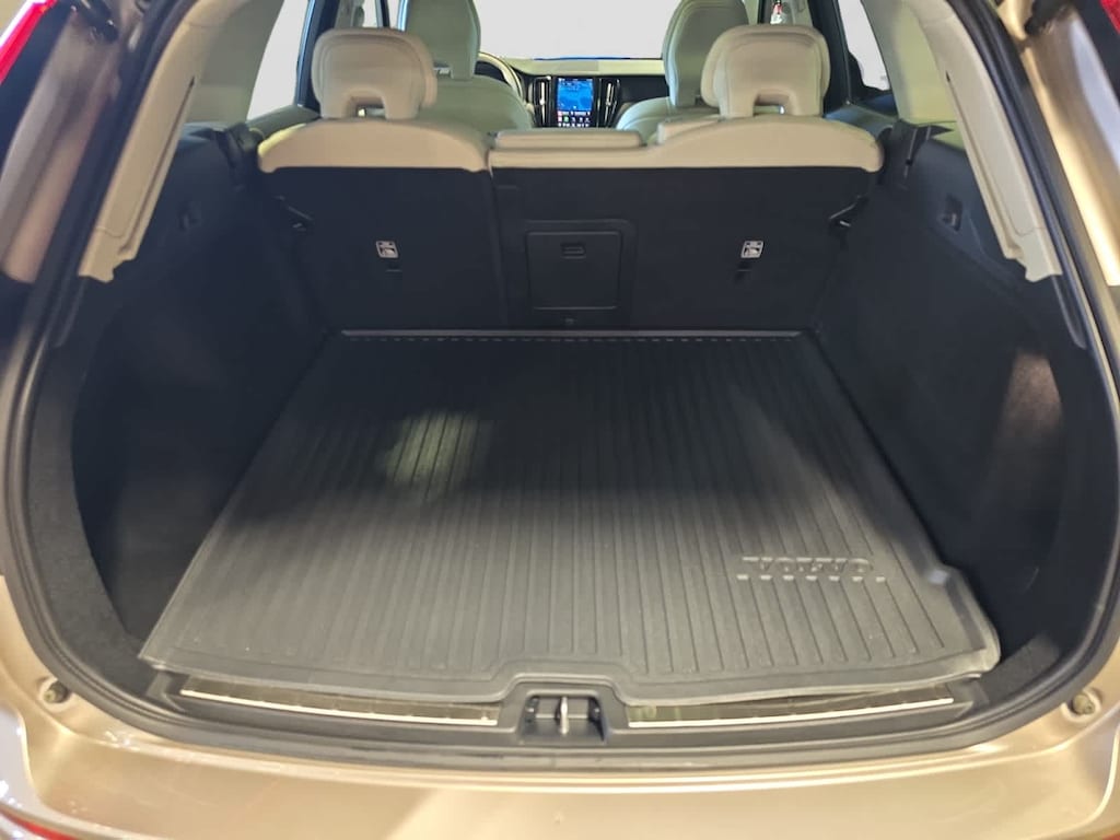 Used 2024 Volvo XC60 B5 Plus Dark SUV