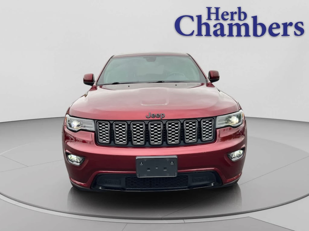 Used 2021 Jeep Grand Cherokee Laredo SUV