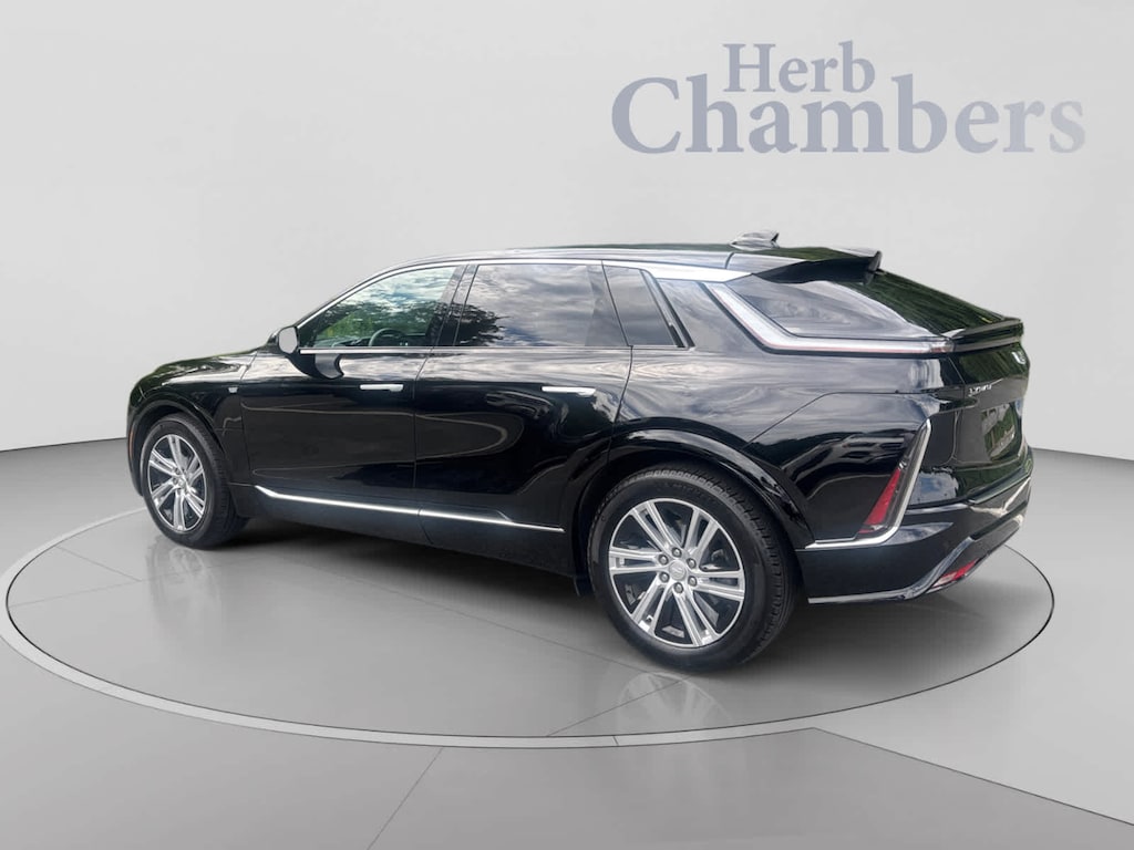 Used 2024 CADILLAC LYRIQ Tech SUV