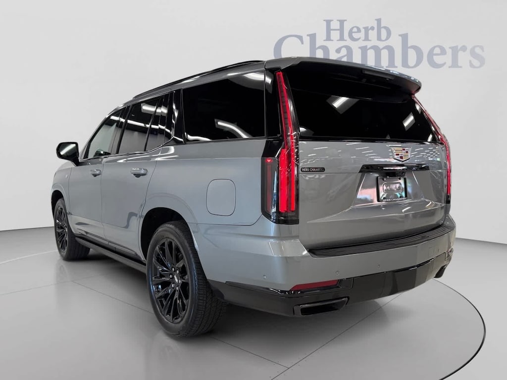 Used 2025 CADILLAC Escalade Sport Platinum 4WD w/ 22" 12-Spoke Gloss Black Alloy Wheels SUV