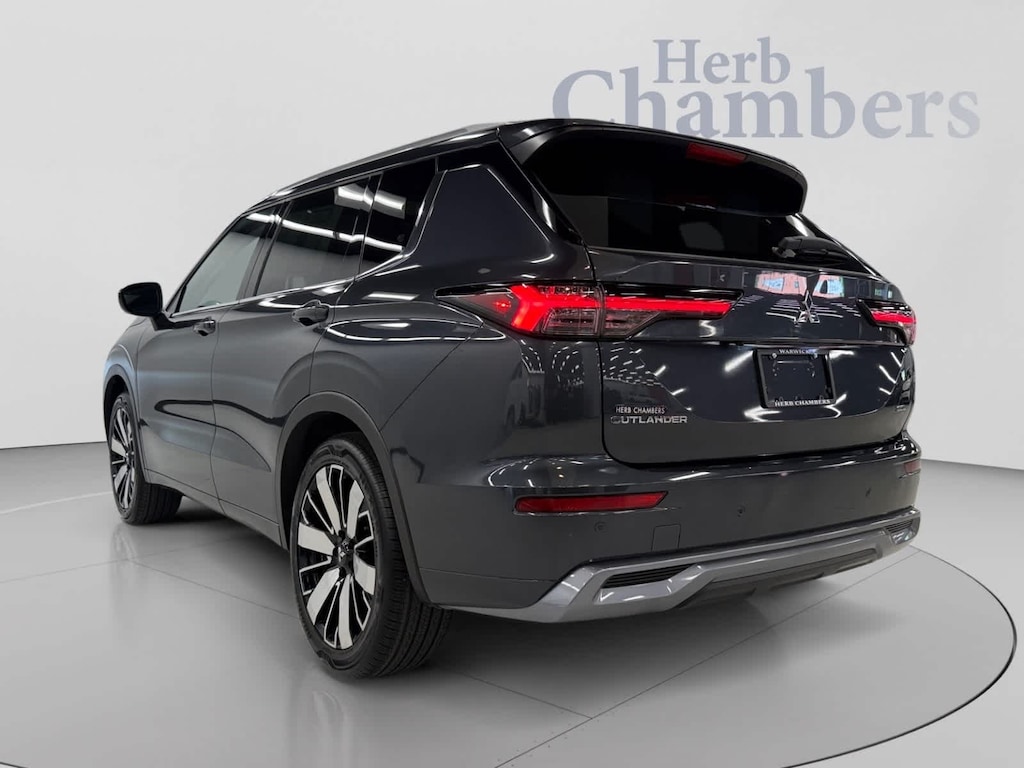 Used 2026 Mitsubishi Outlander SEL S-AWC SUV