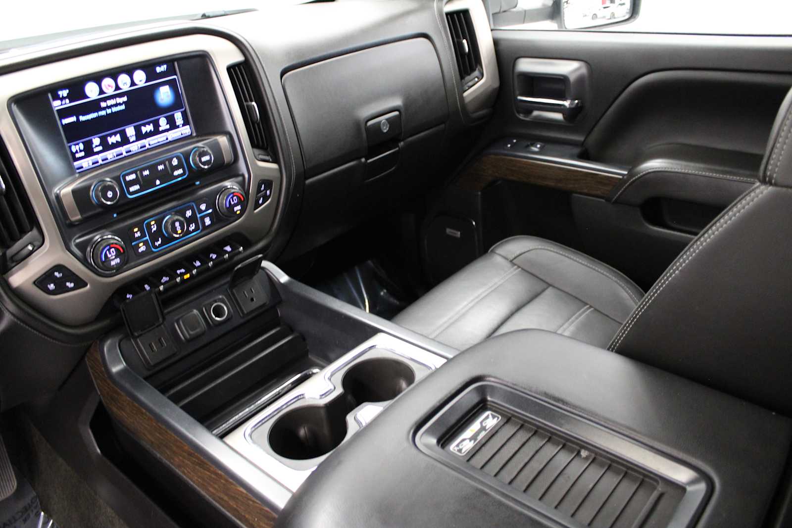 2017 GMC Sierra 3500 Denali HD Denali - Photo 27