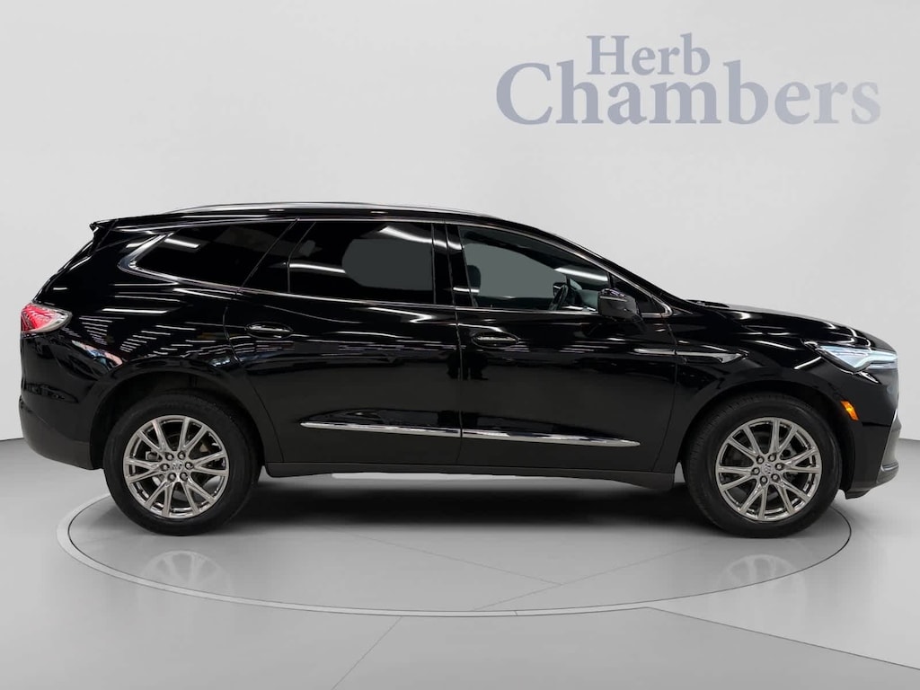 Used 2023 Buick Enclave Essence AWD w/ Experience Buick Package SUV