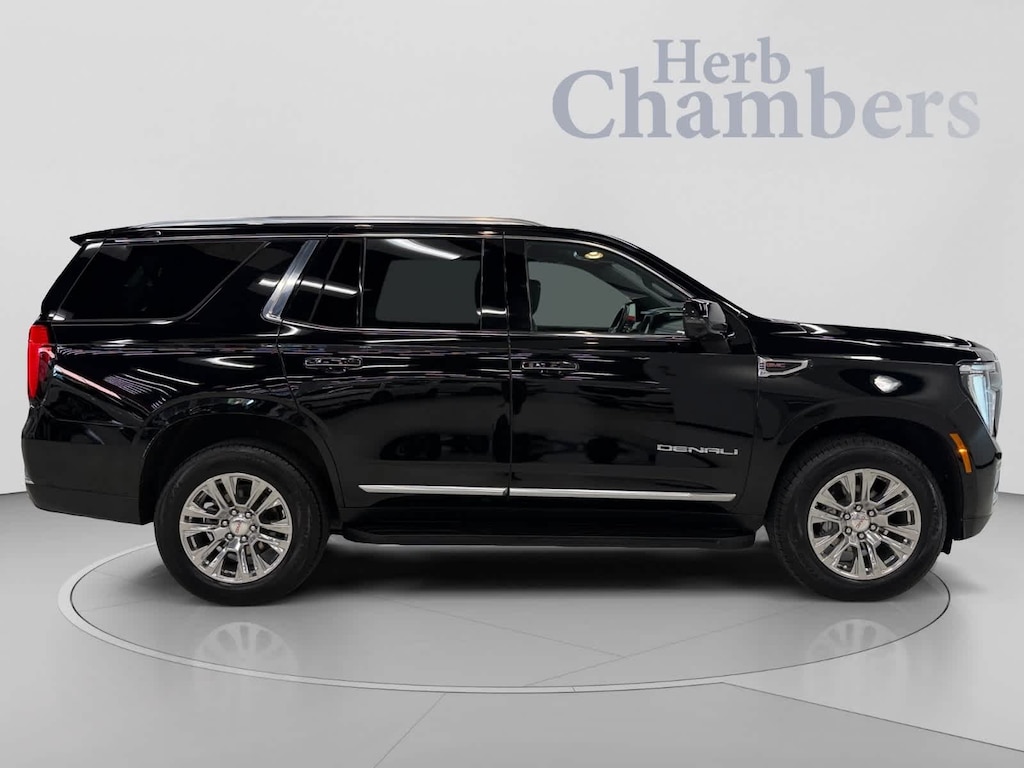 Used 2025 GMC Yukon Denali 4WD SUV